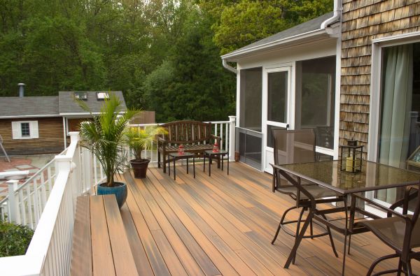 Decking Service in Poulsbo